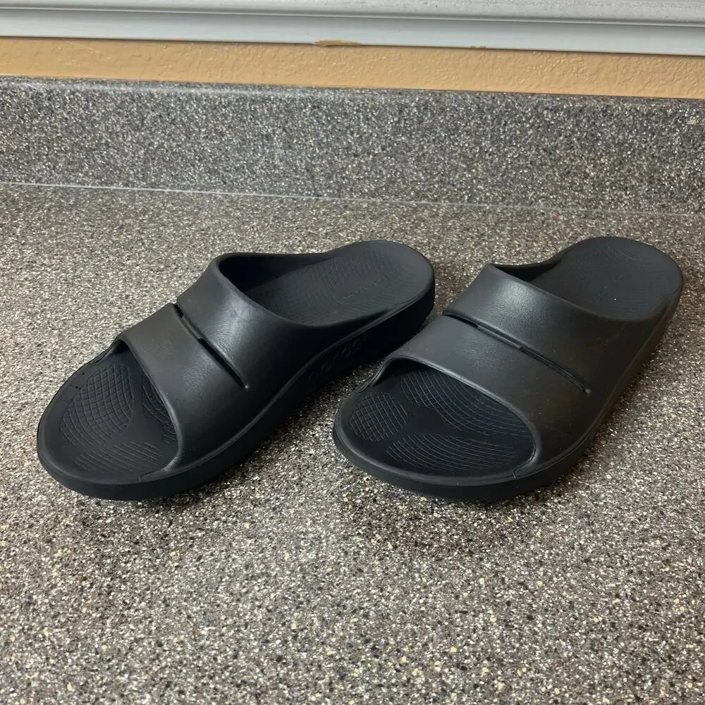 OOFOS Summer Rubber Sandals Mens Sz 9 All Black Comfort Slides Slip On Womens 12